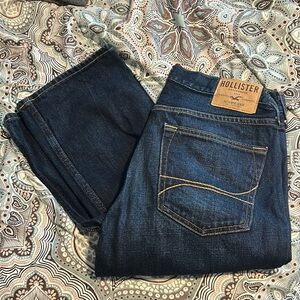 Men’s dark color jean hollister